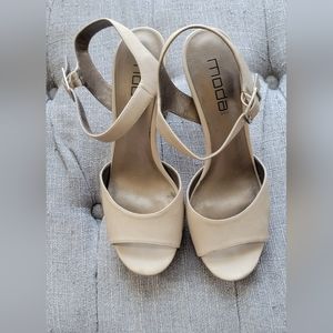 Moda Size 10 Bone Color Summer Sandal, Wood Style 4 inch heel